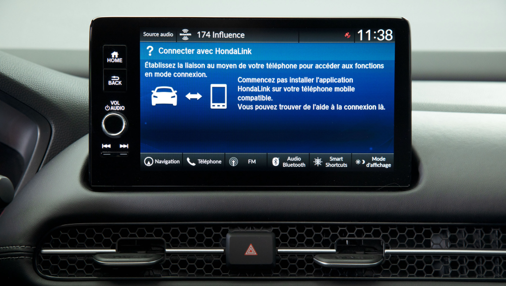 Plan rapproché du système HondaLinkMC Assist sur l’écran tactile du Honda HR-V 2022. 