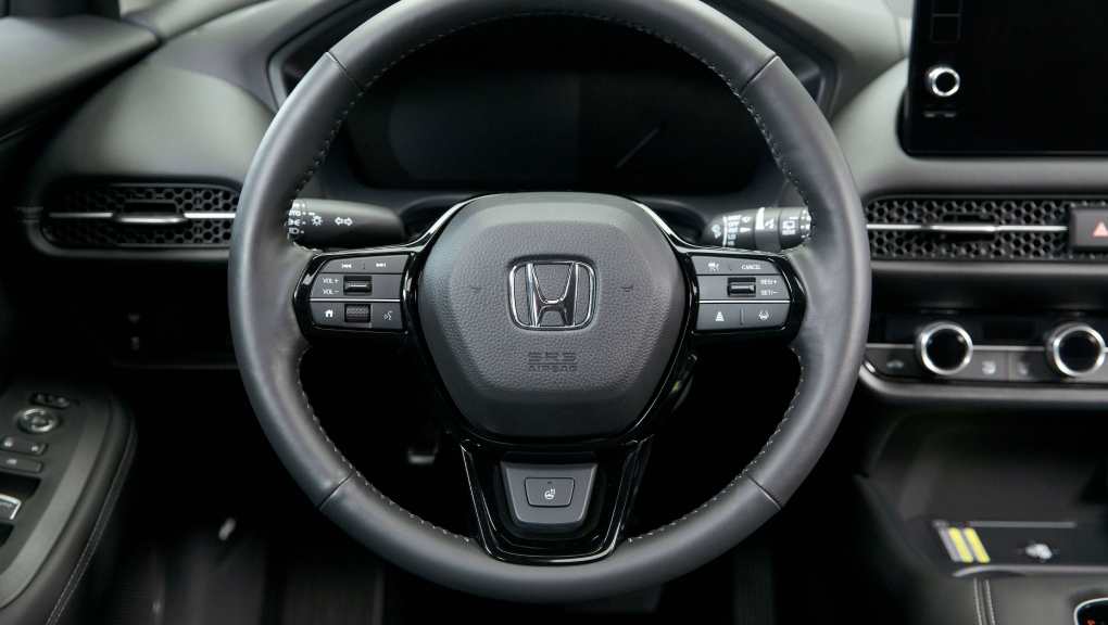 Plan rapproché de l’interface d’information pour le conducteur du Honda HR-V 2022