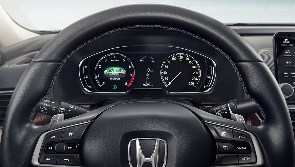 Image de l’écran couleur TFT de la Honda Accord berline 2021.